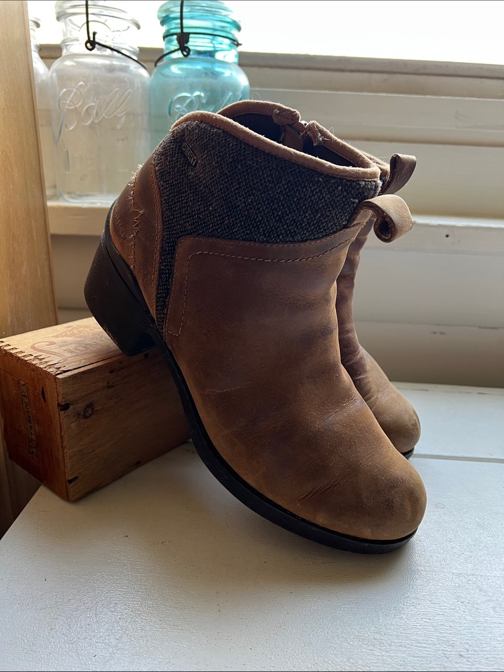 Merrell Brown Leather Dark Heather Ankle Booties Chateau 2 heels size 8.5 - Picture 4 of 17